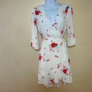 Fairy cottage-core wrap  around White Floral dress Ruffled  Sleeves romantic S